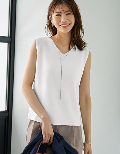 LOOSELY KNIT RANDOM CABLE KNIT TOP