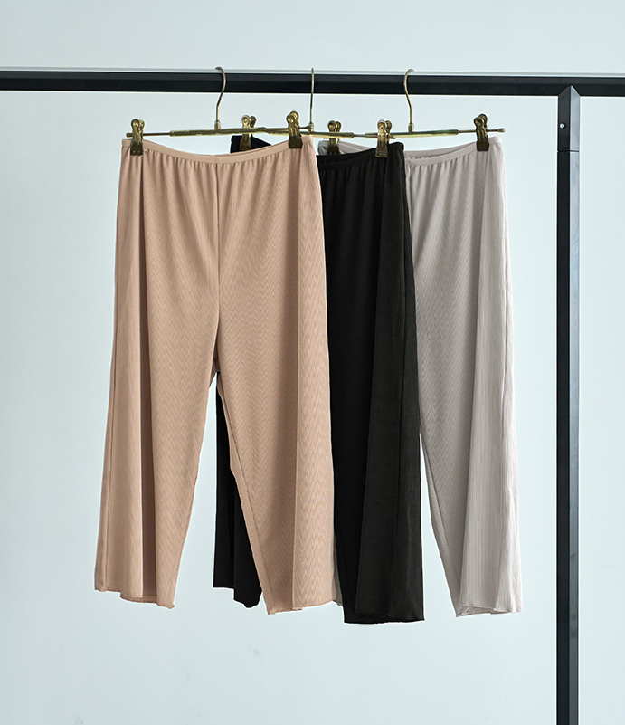 MeltyスムースVネックロングTシャツ