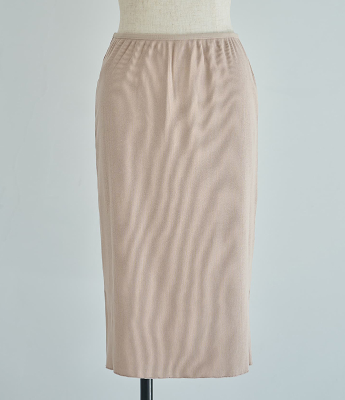 Meltyスムース短めワイド幅ロングTシャツ