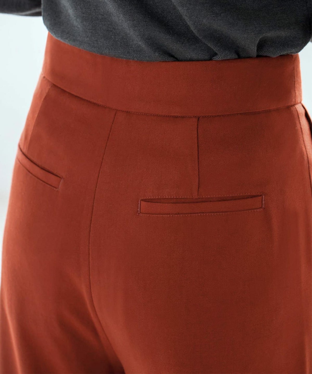 着用イメージ テラコッタ