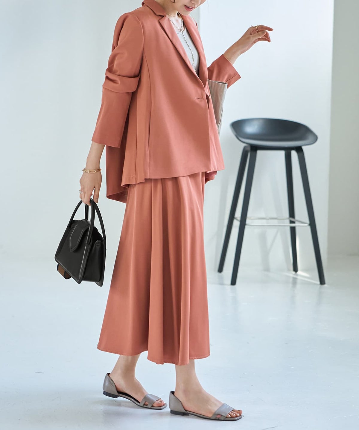 着用イメージ 167cm ダークピーチ