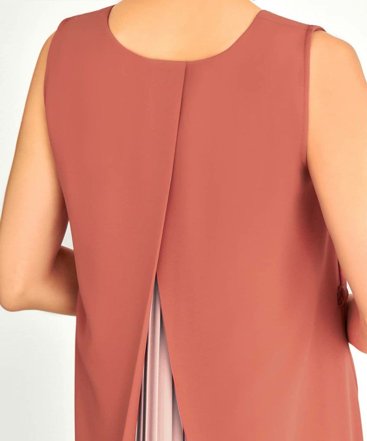 着用イメージ テラコッタピンク