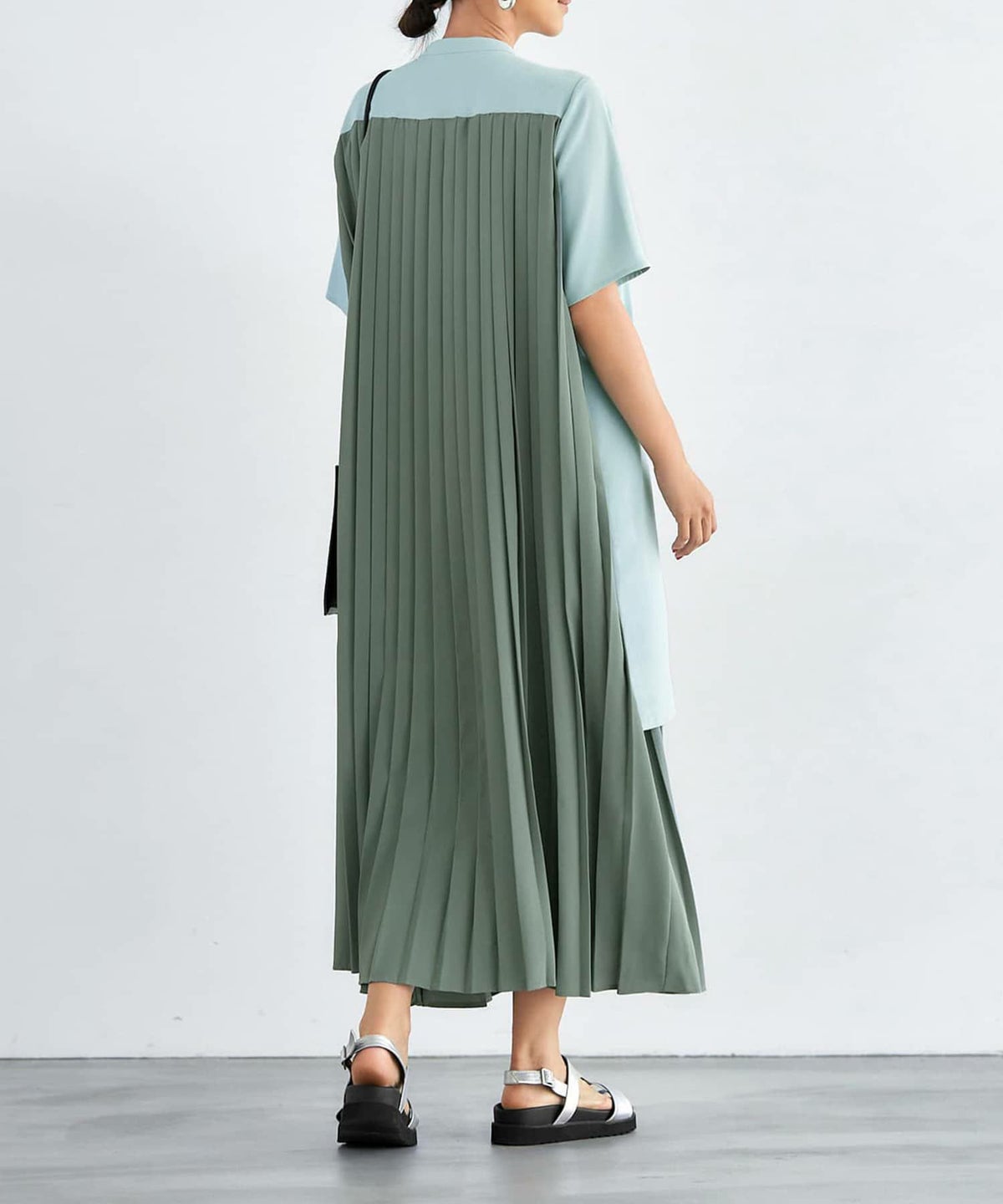 着用イメージ グリーン