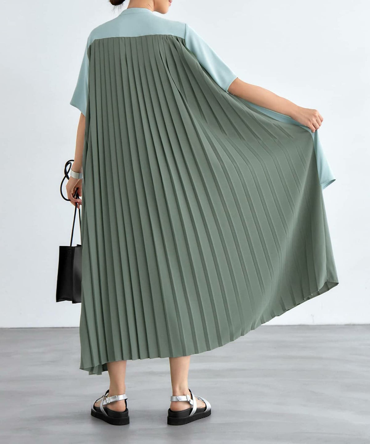 着用イメージ グリーン