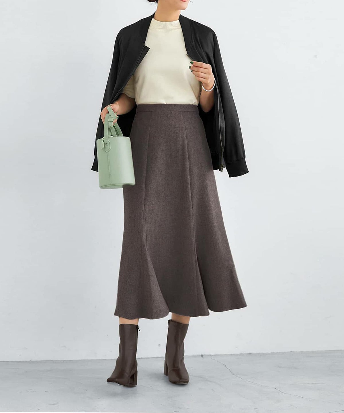 着用イメージ 166cm 　S ダークブラウン