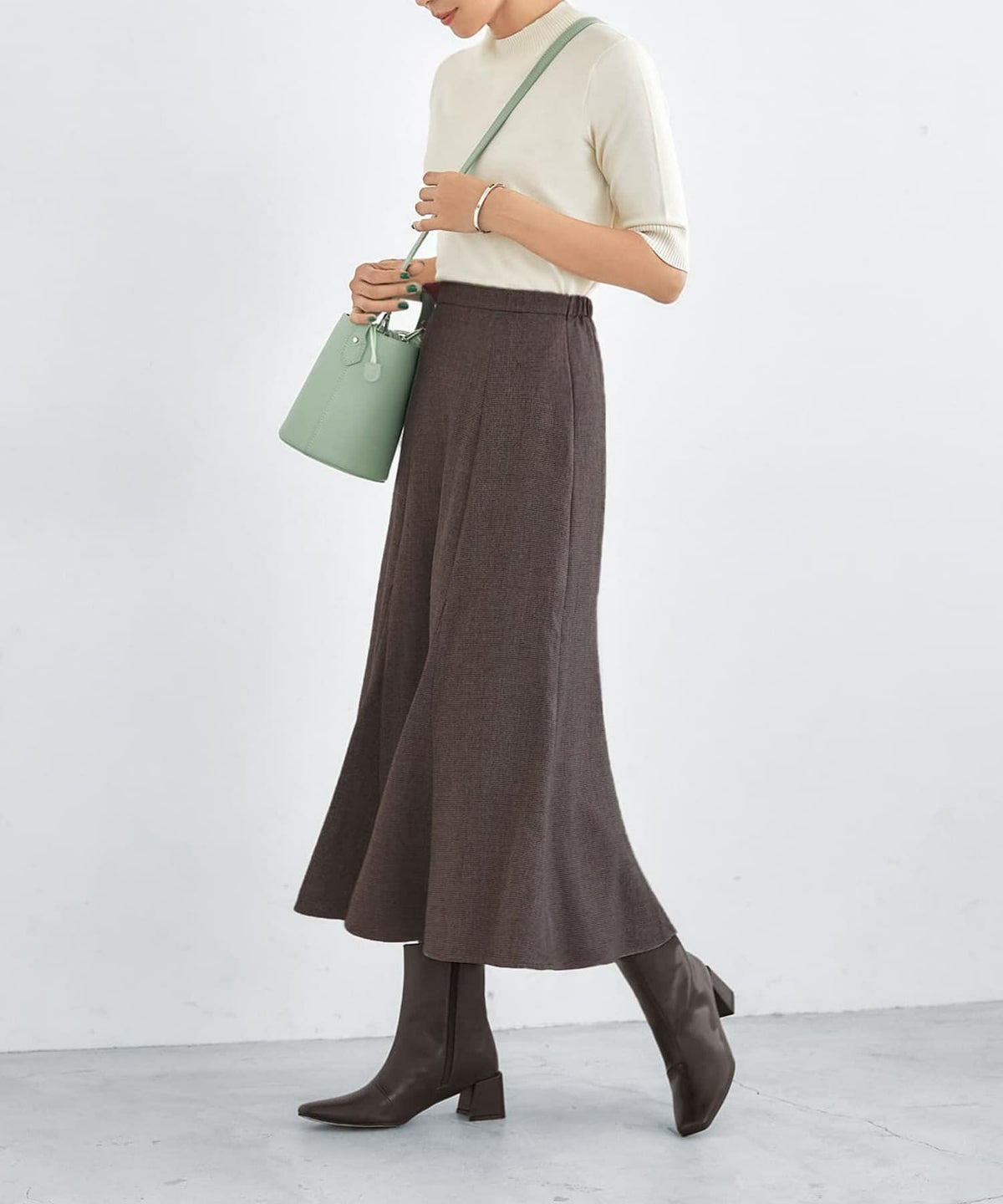 着用イメージ 166cm 　S ダークブラウン