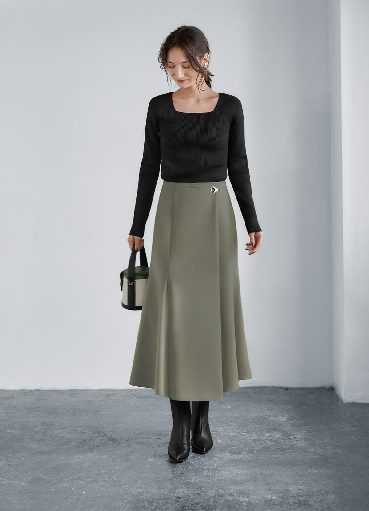 着用イメージ 165cm 着用サイズ 02 オリーブベージュ