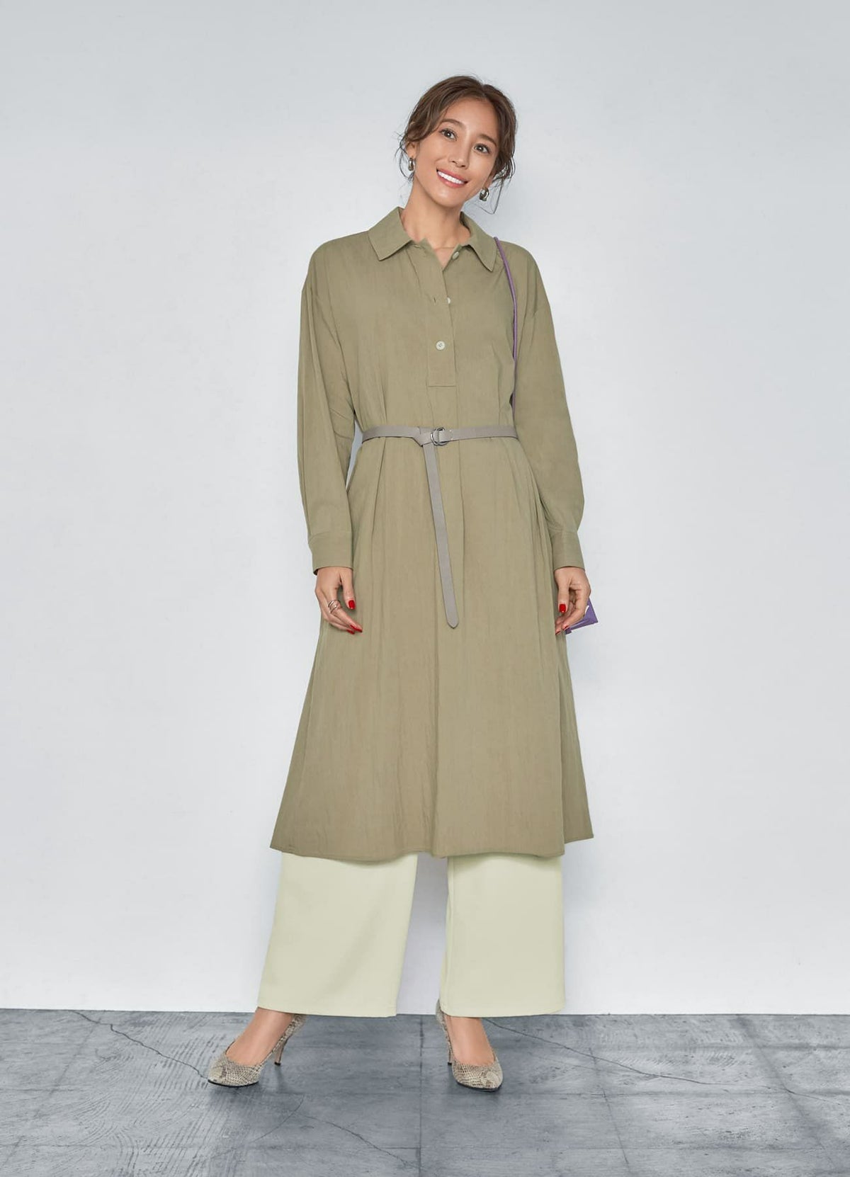 着用イメージ 166cm グレージュ