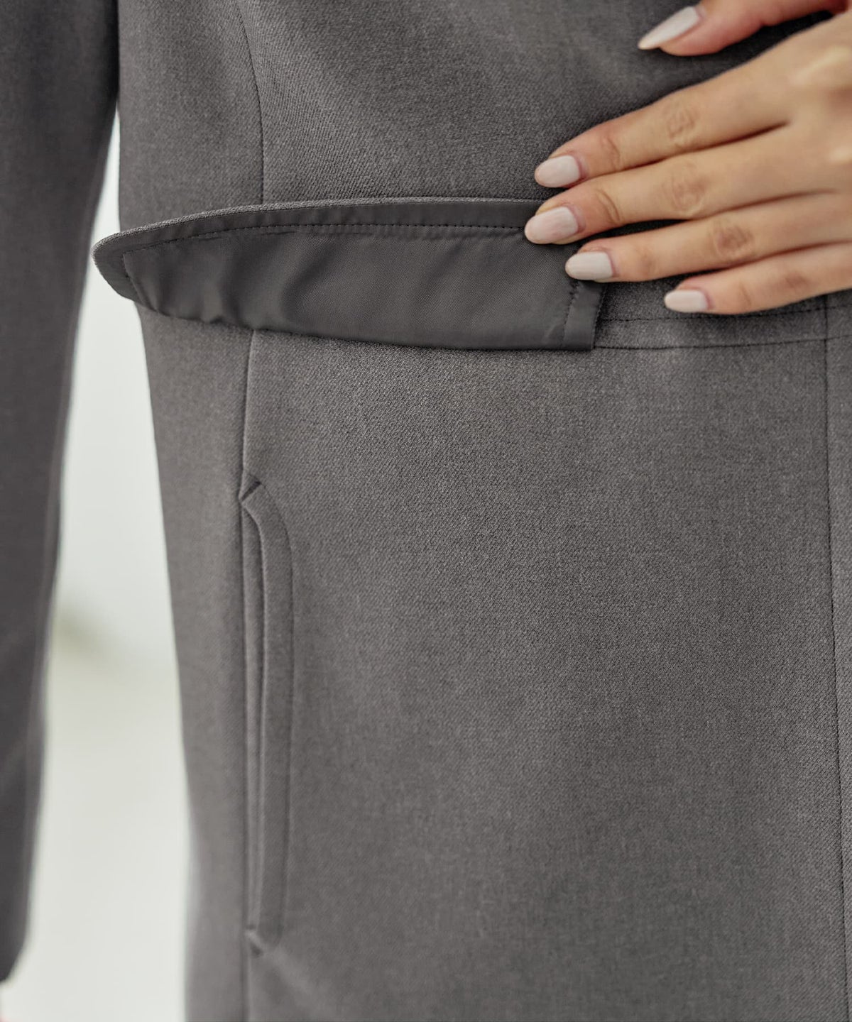 着用イメージ 168cm グレー