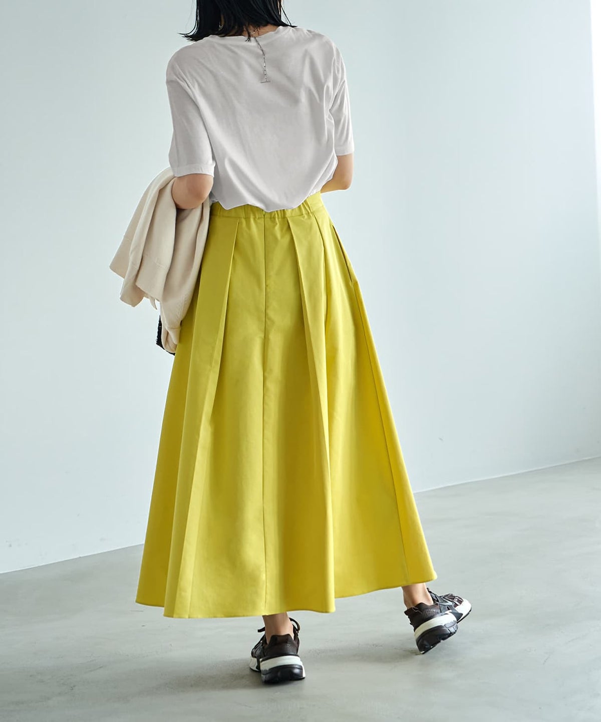 着用イメージ　164cm 02サイズ イエロー