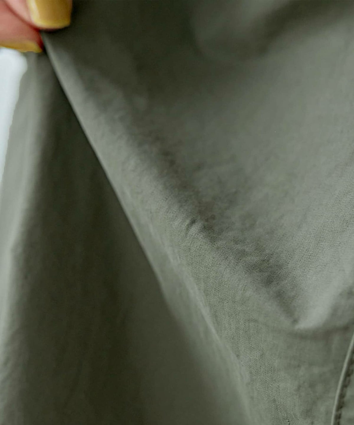 着用イメージ アースグリーン