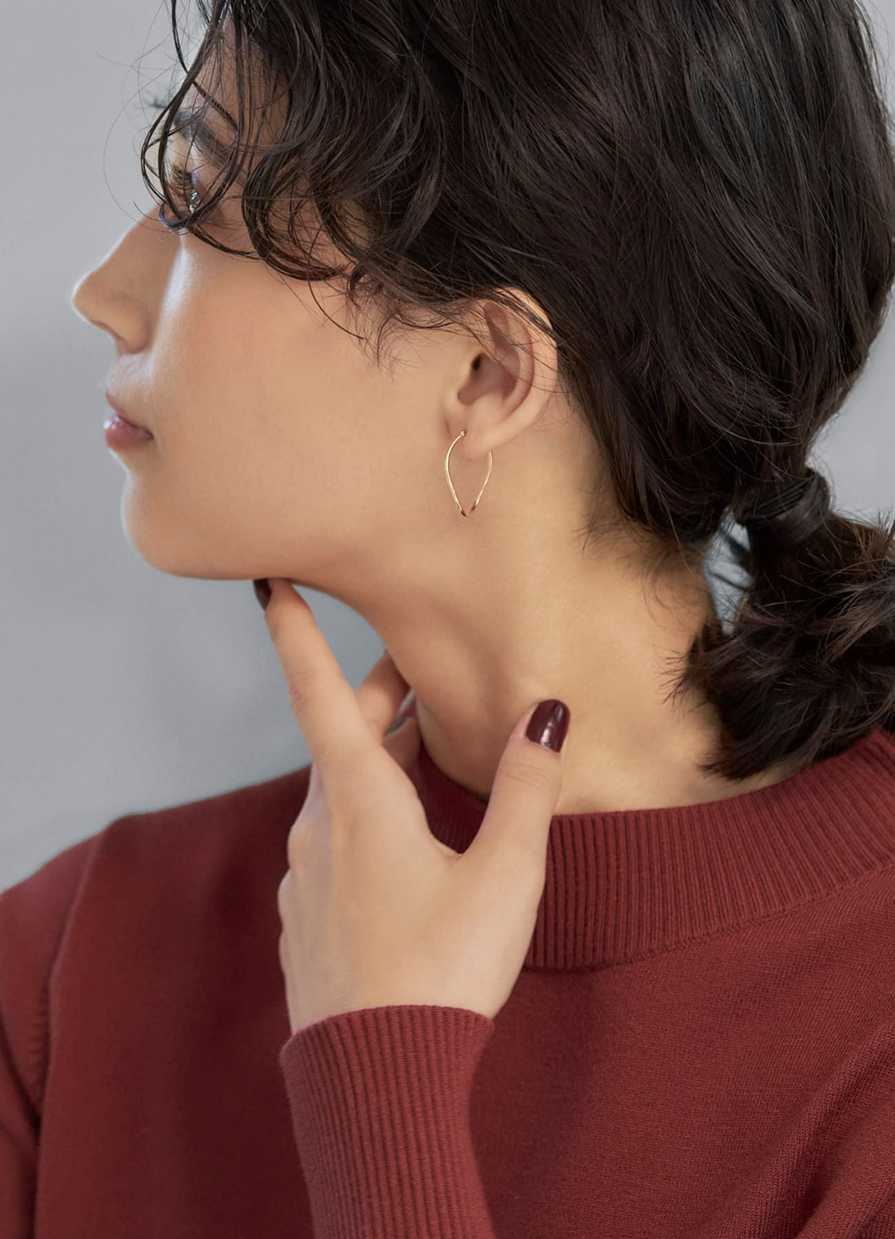 K10ツイストドロップフープピアス | おしゃれな大人レディース