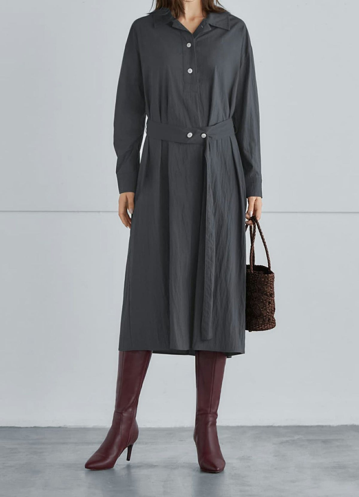 本革ポインテッドトゥロングブーツ