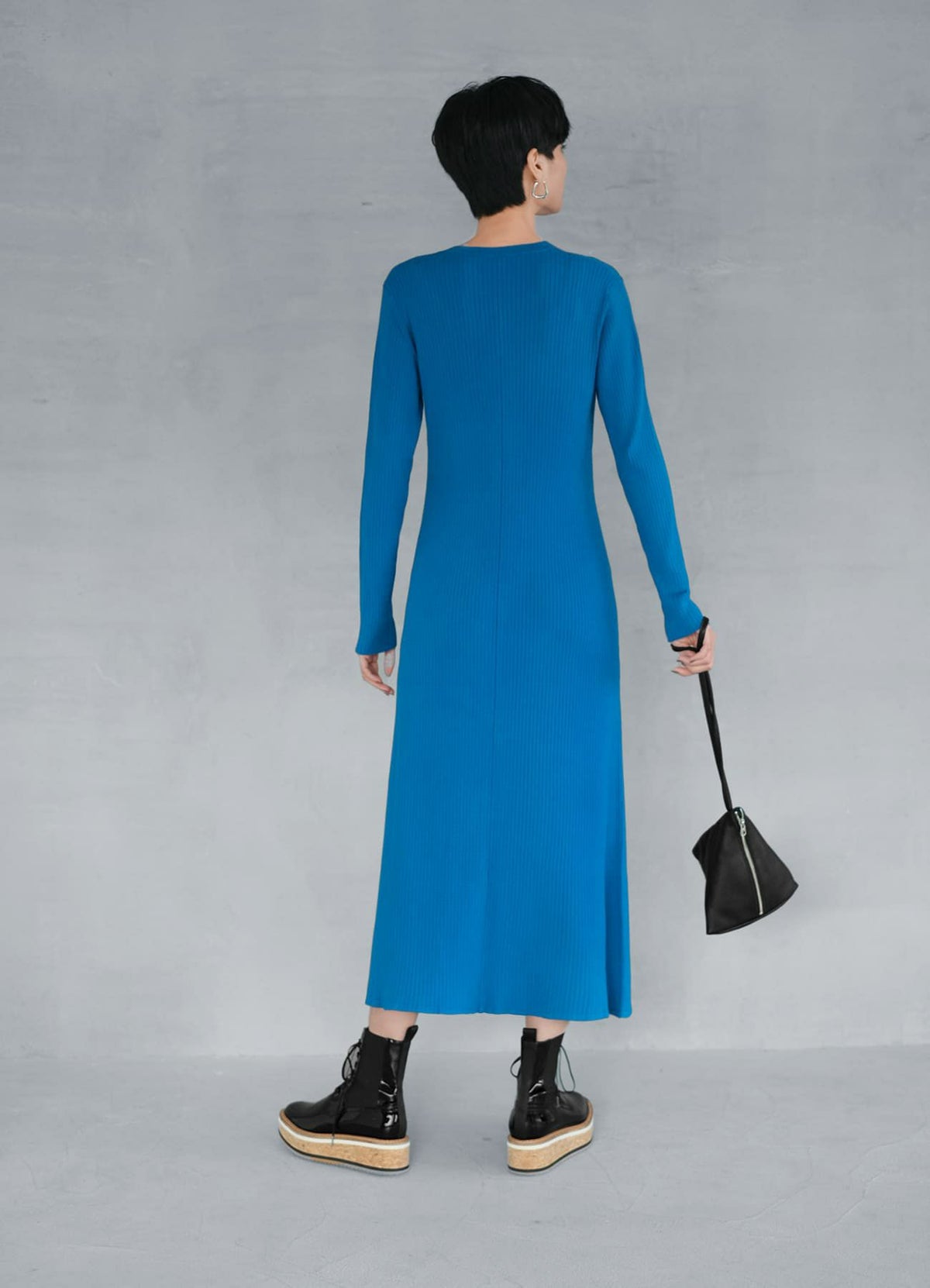 着用イメージ 165cm 着用サイズ 02 トパーズブルー