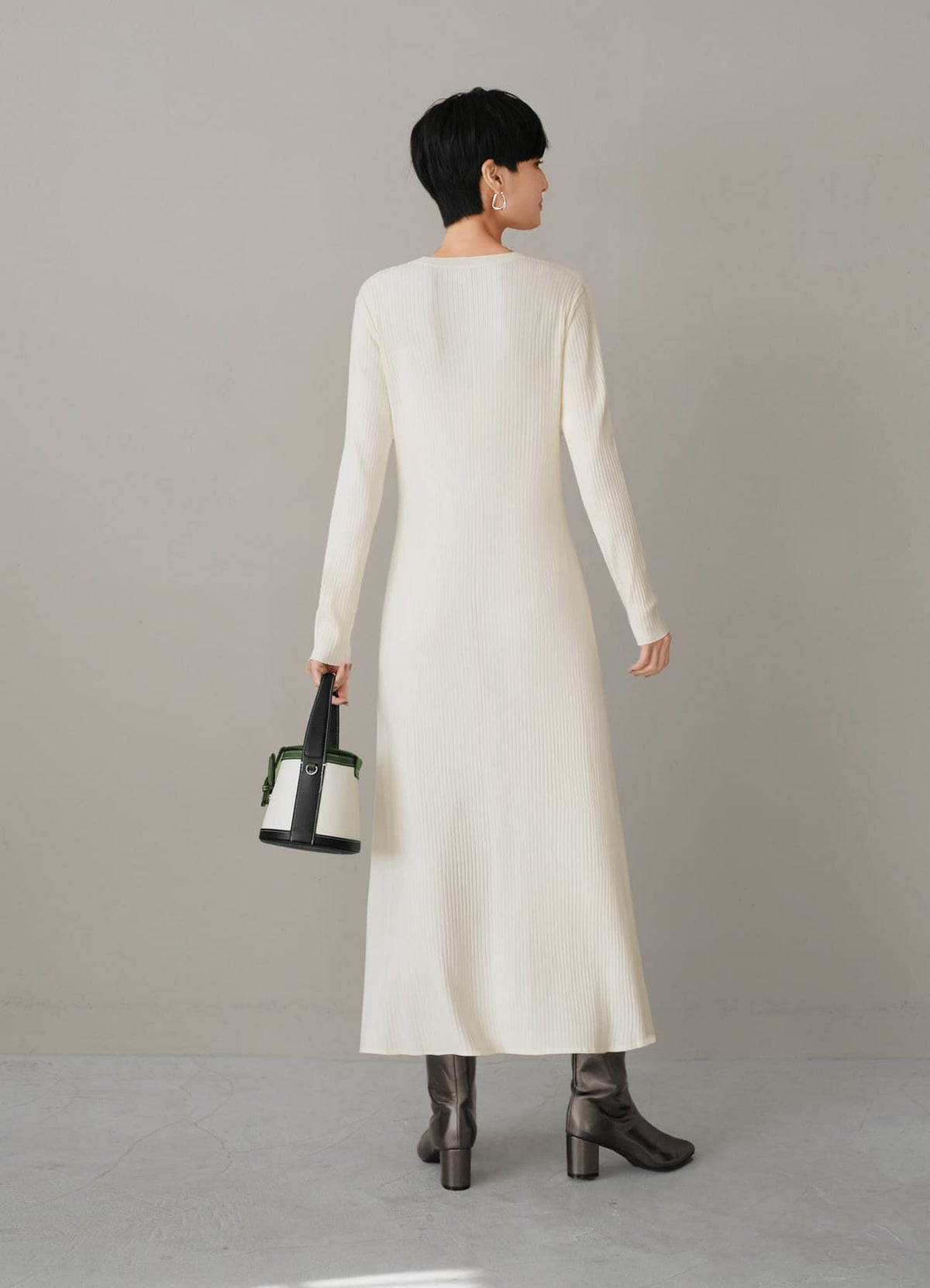 着用イメージ 165cm 着用サイズ 02 アイボリー