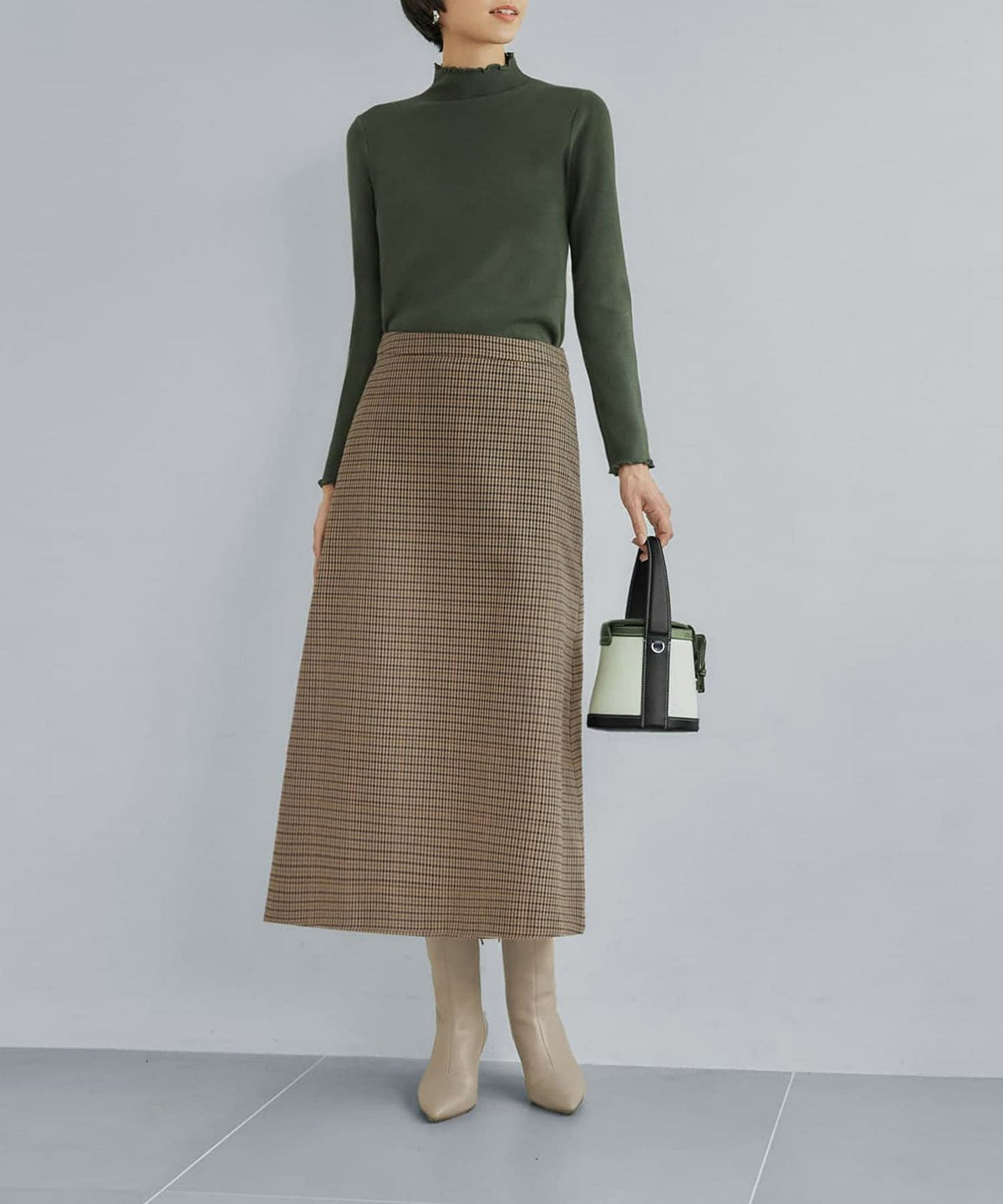 着用イメージ 168cm カーキ