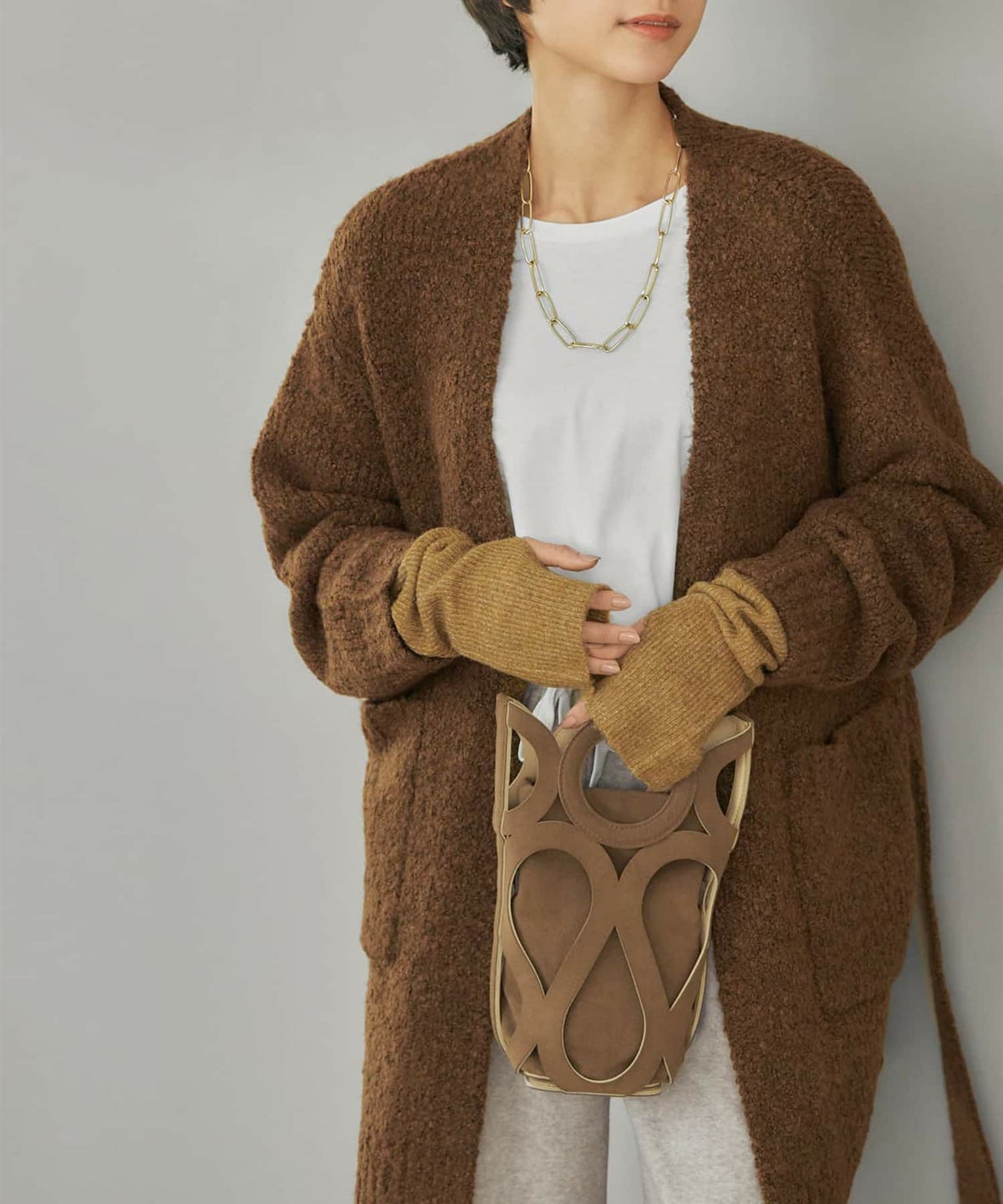 着用イメージ ダークイエロー