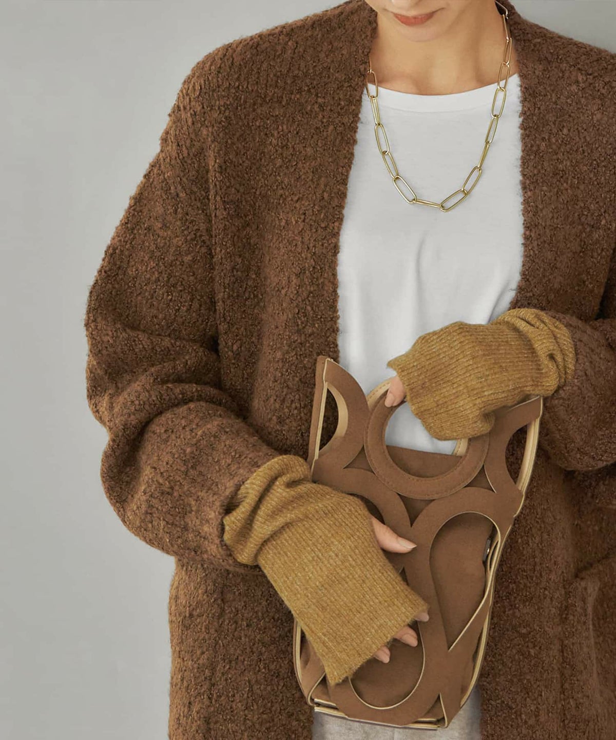 着用イメージ ダークイエロー