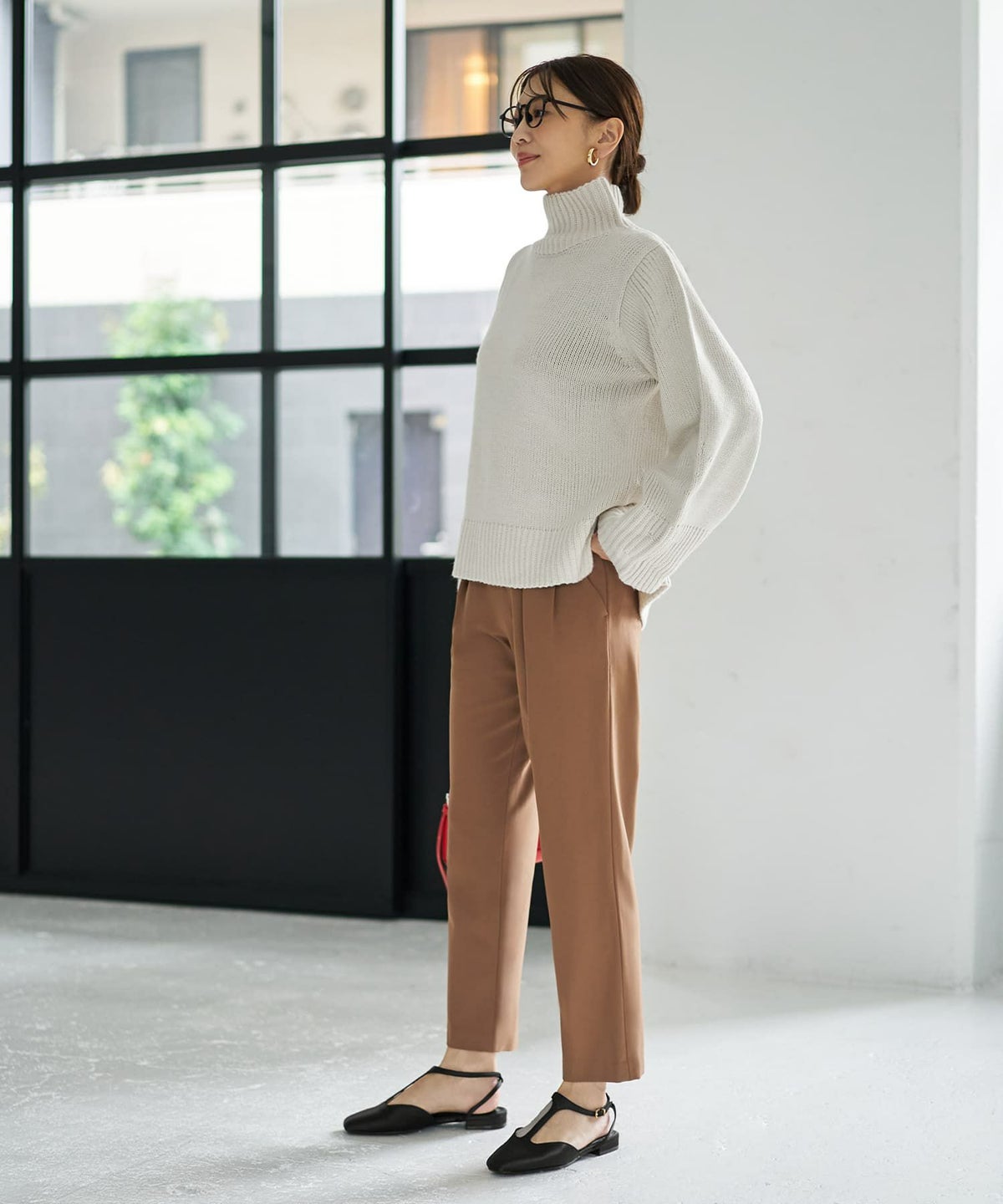 着用イメージ 166cm グレイッシュホワイト