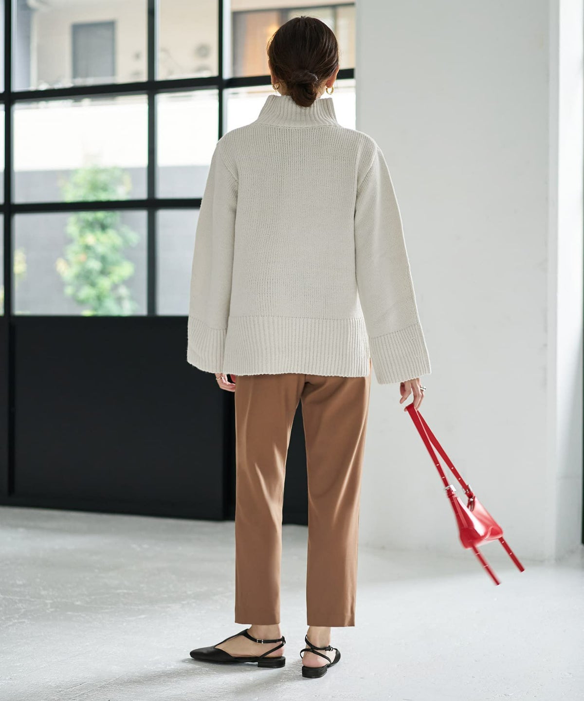 着用イメージ 166cm グレイッシュホワイト