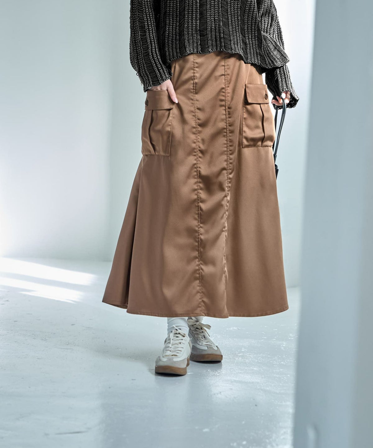 キャメルベージュ