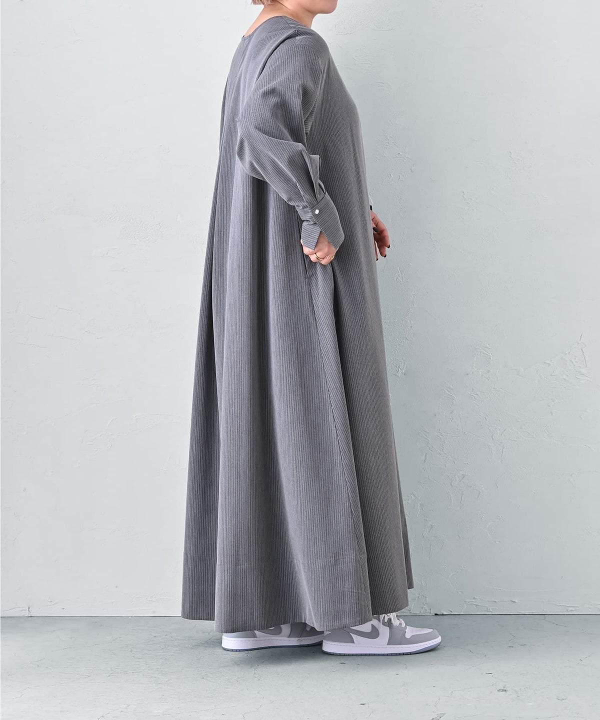 着用イメージ 163cm グレー Regular