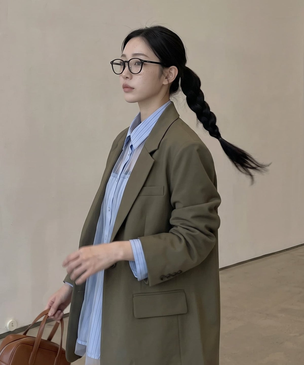 着用イメージ 170cm カーキ