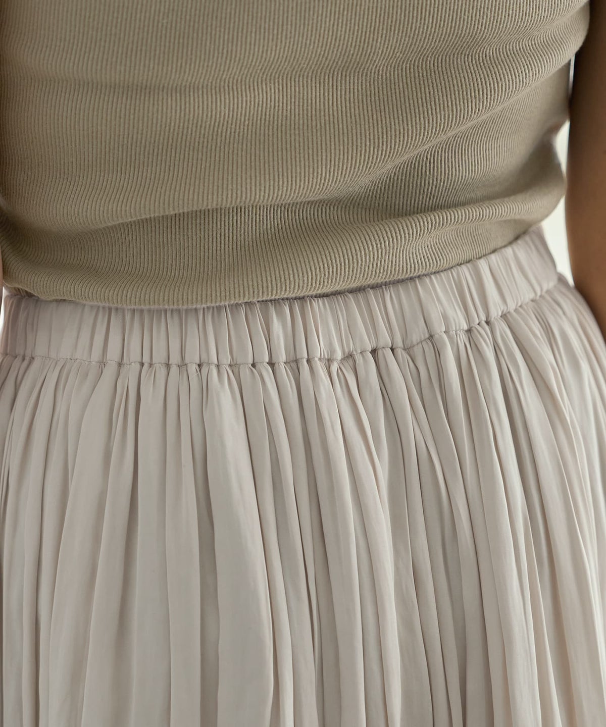 着用イメージ 165cm 着用サイズ 02 オフホワイト