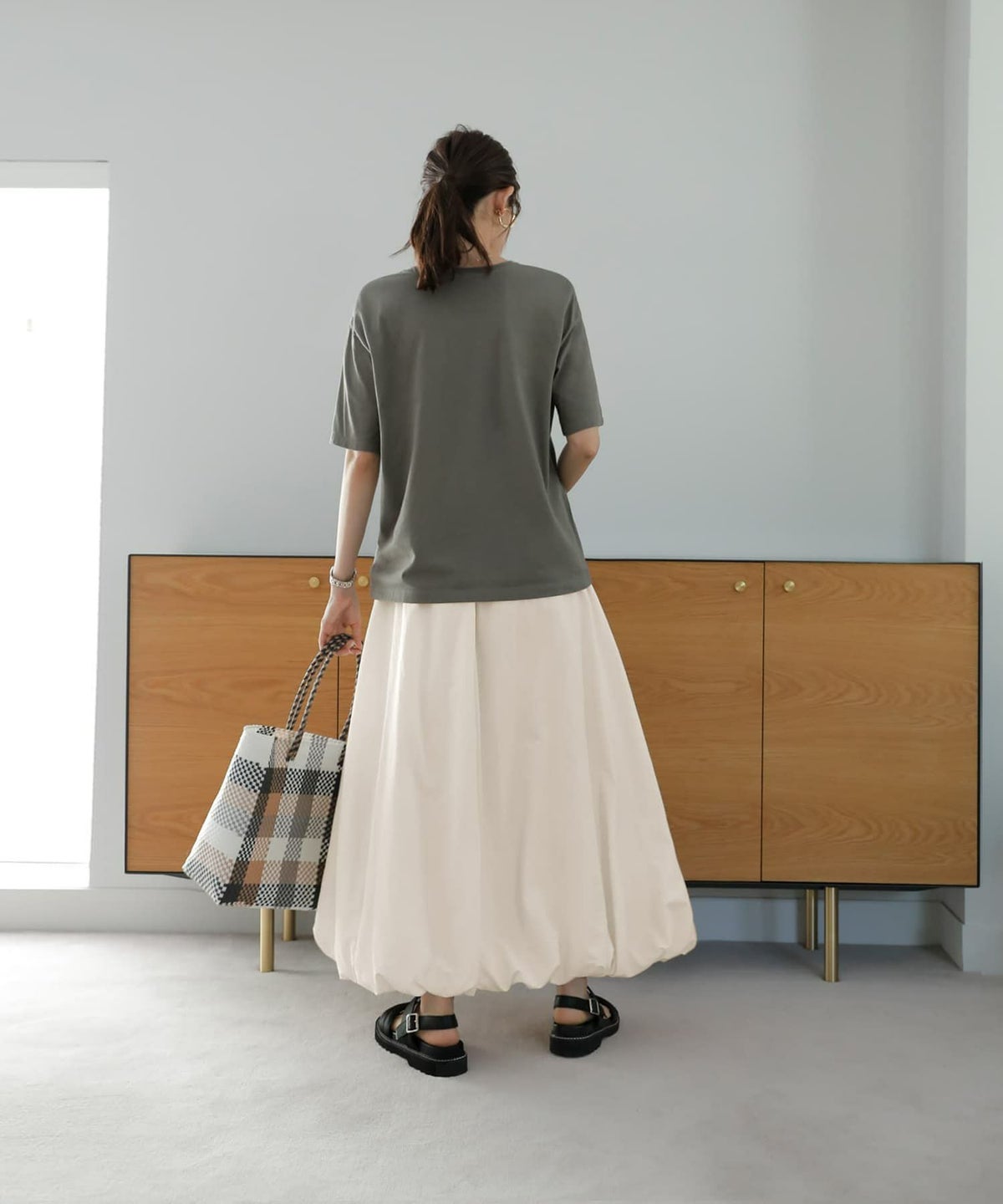 着用イメージ 167cm アイボリー