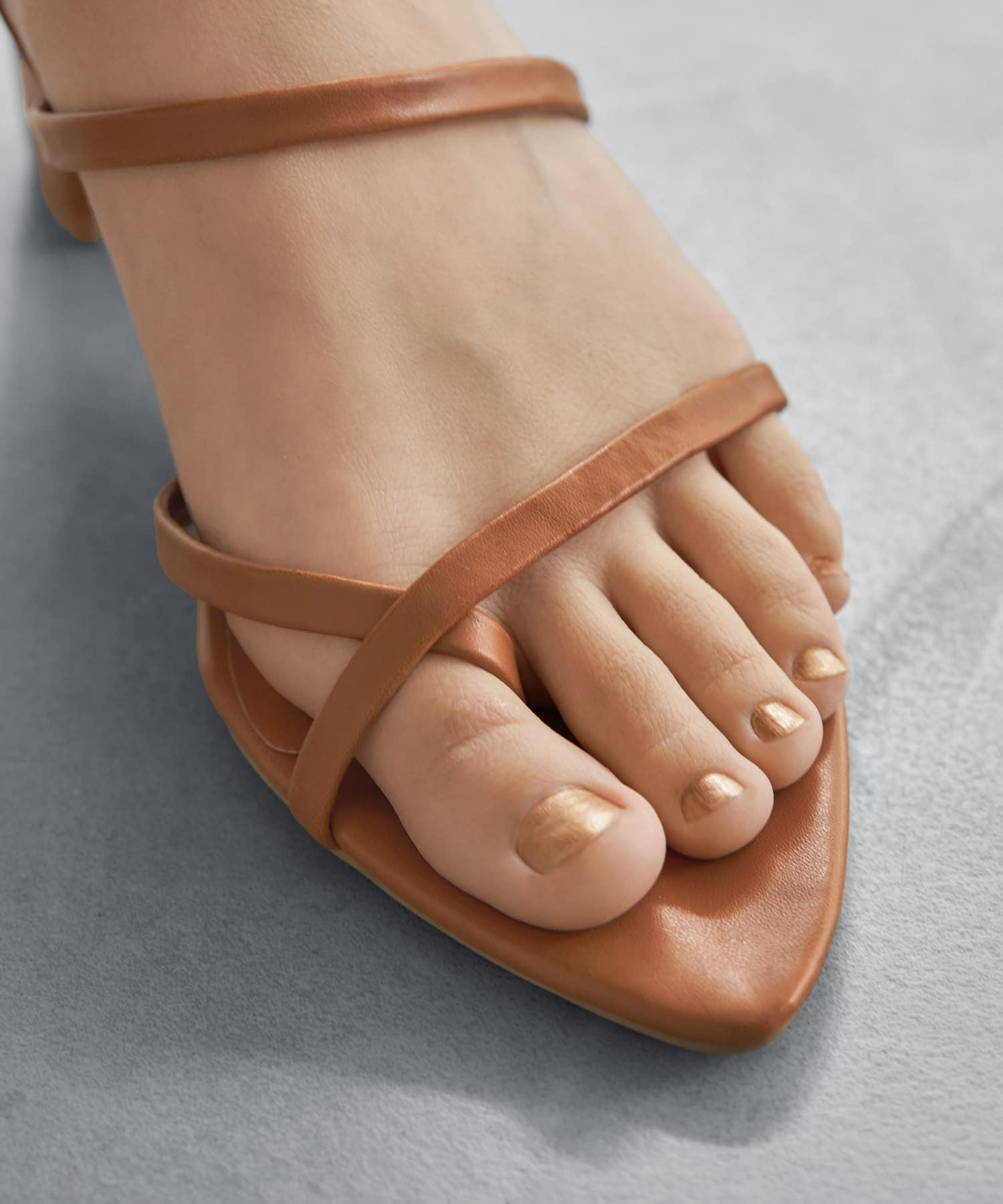 細ストラップ5.0cmヒールサンダル | おしゃれな大人レディース