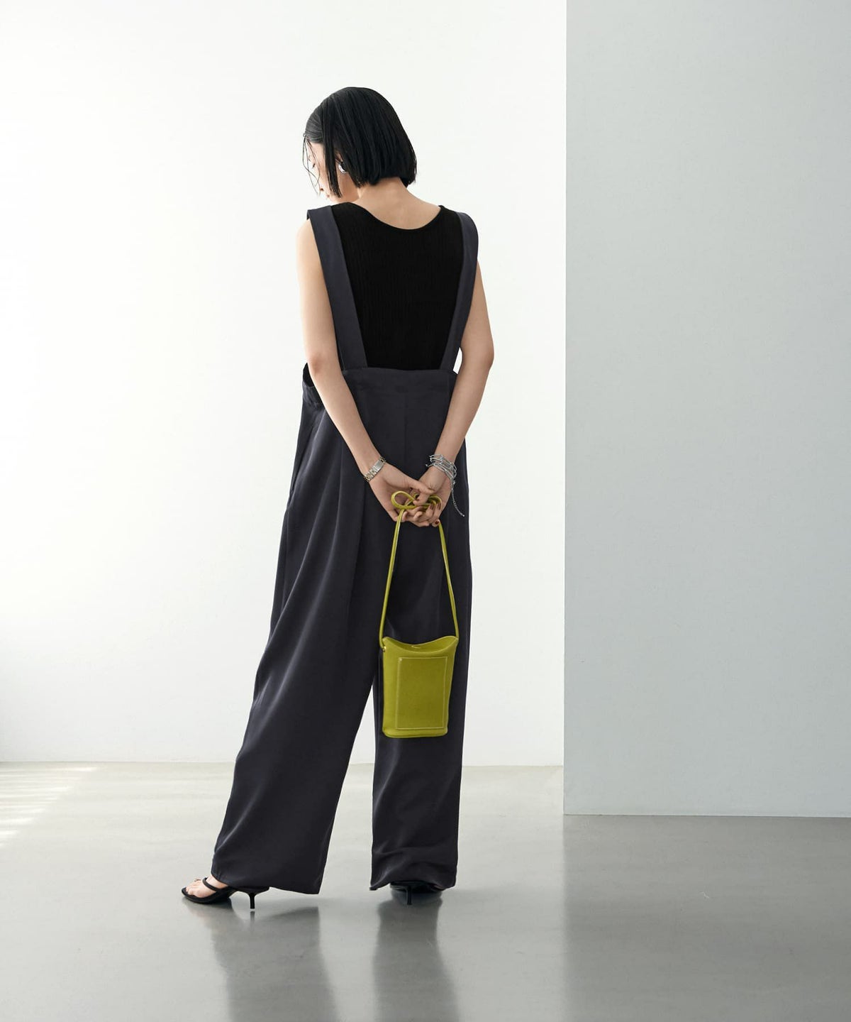 着用イメージ 165cm 02サイズ チャコール