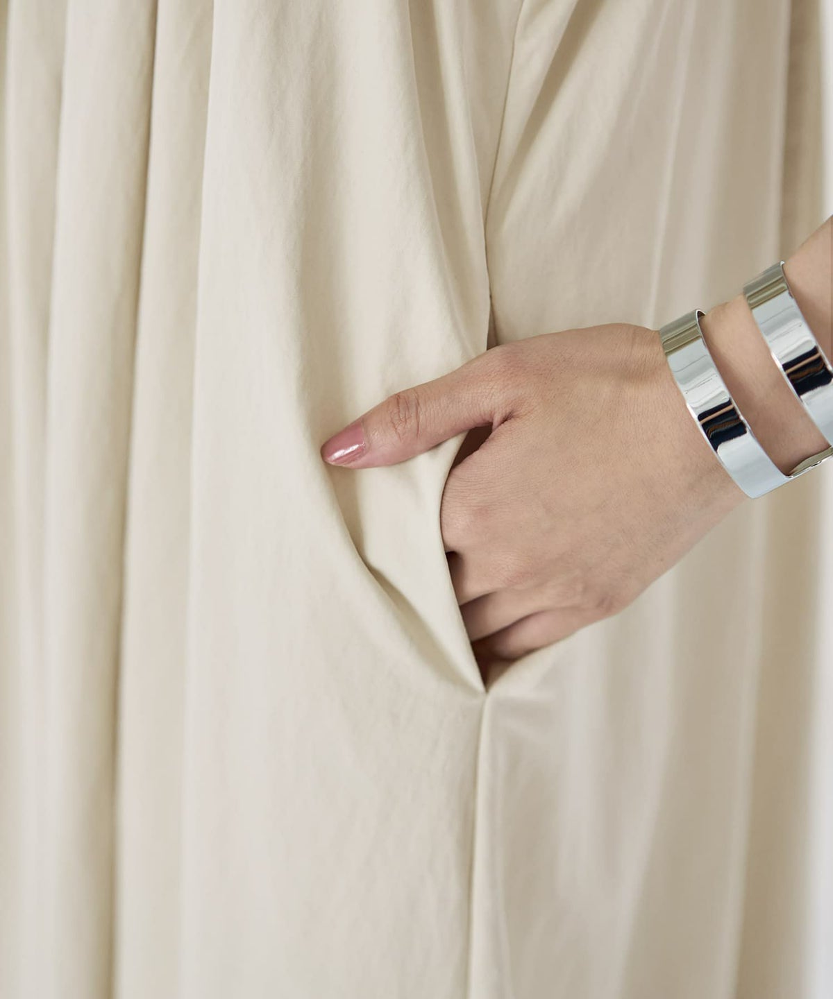 着用イメージ 166cm 02サイズ エクリュ