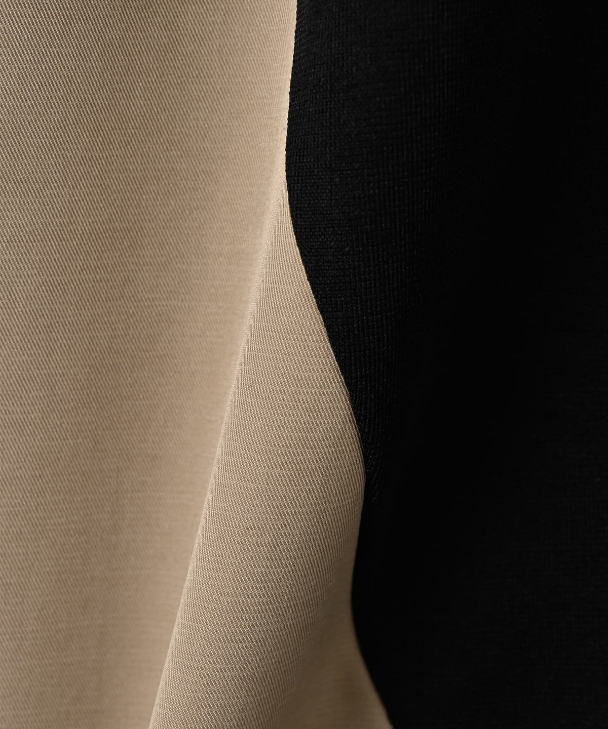 ブラック×ベージュ