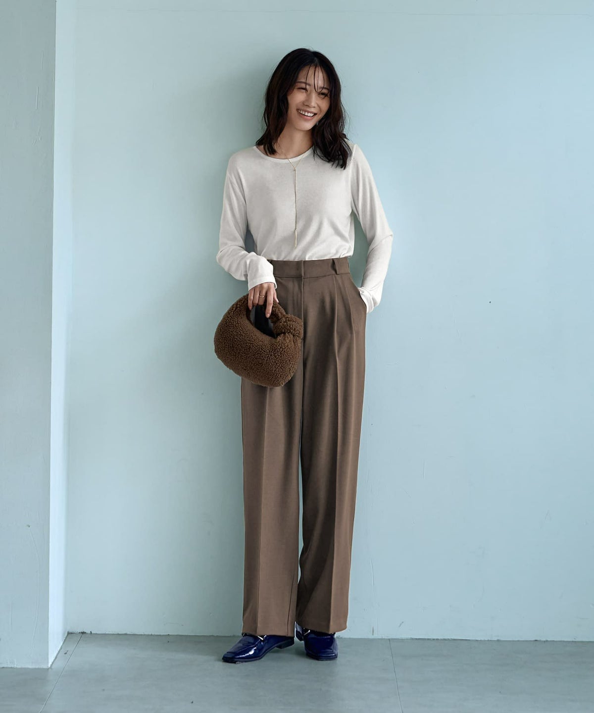 着用イメージ ゴールド