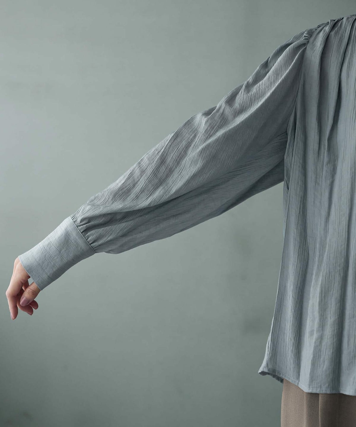 着用イメージ 166cm スモーキーブルー