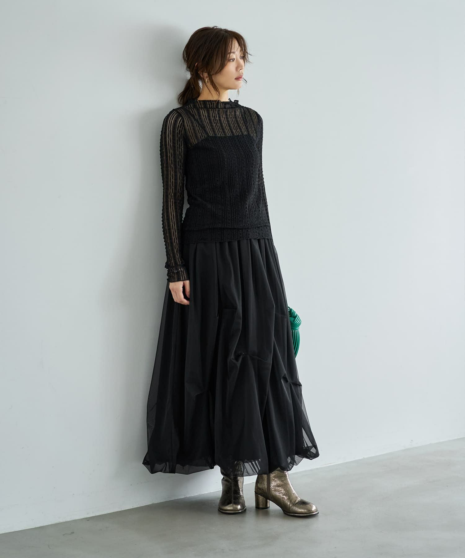 下に着るメロウレーシィートップス | おしゃれな大人レディース