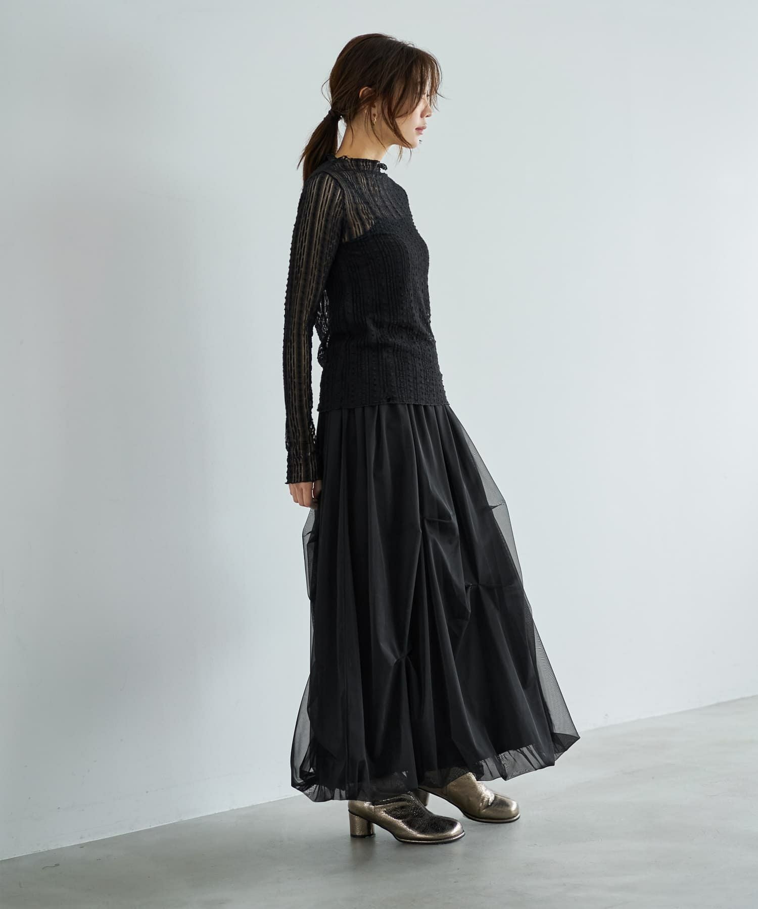 下に着るメロウレーシィートップス | おしゃれな大人レディース