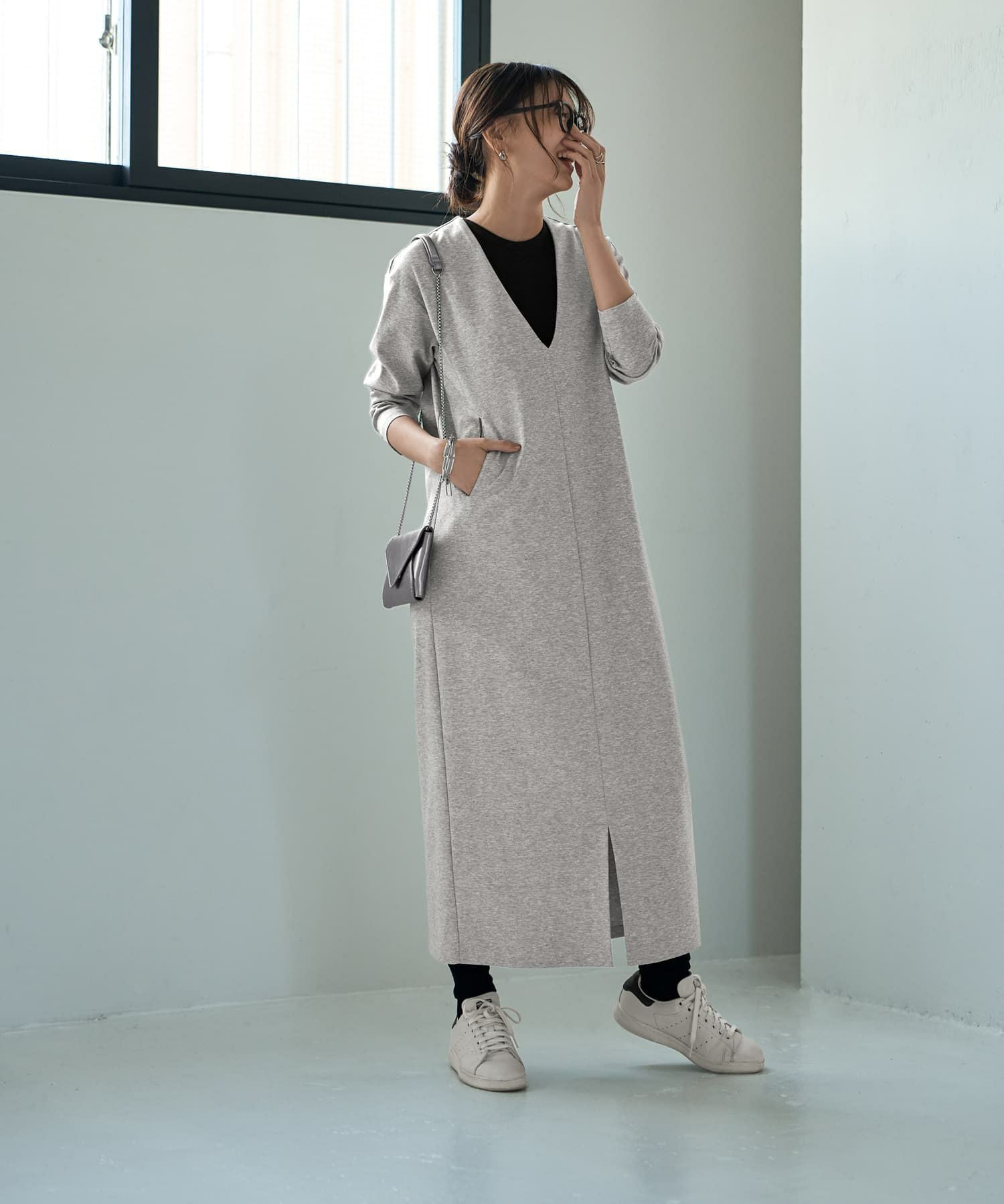 Made in JAPAN】シルキーポンチ深Vワンピース | おしゃれな大人