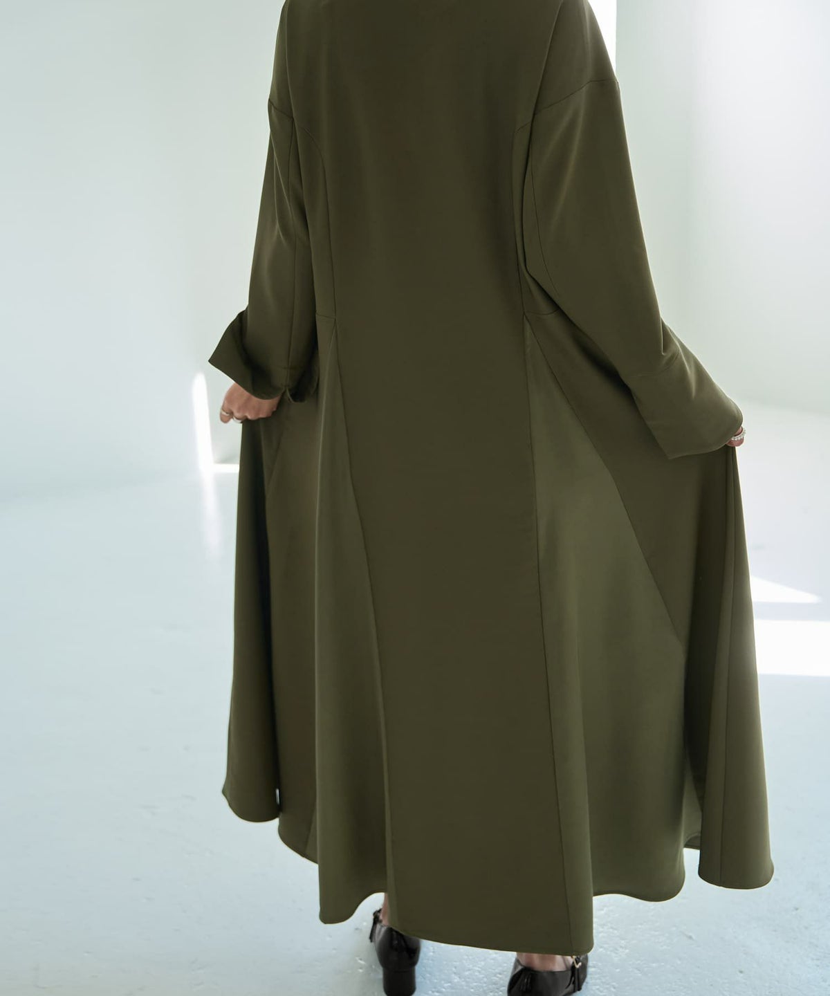 着用イメージ 167㎝　02サイズ　カーキ