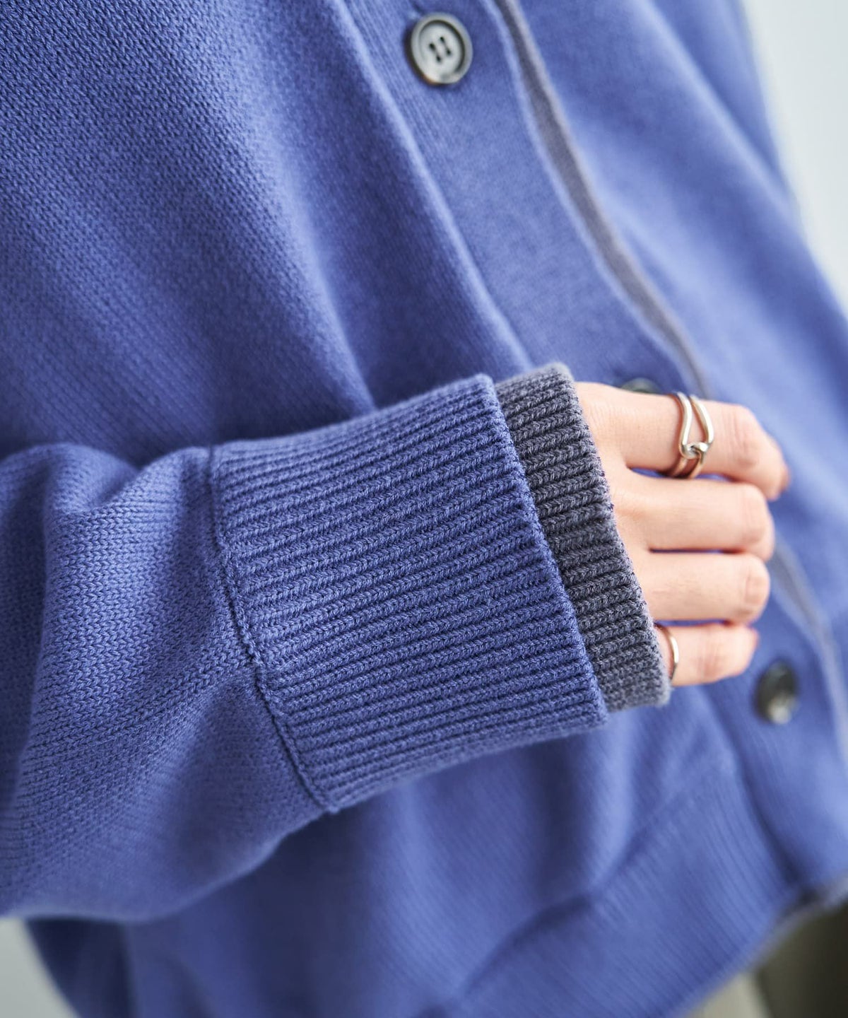 着用イメージ 166cm アイリスブルー