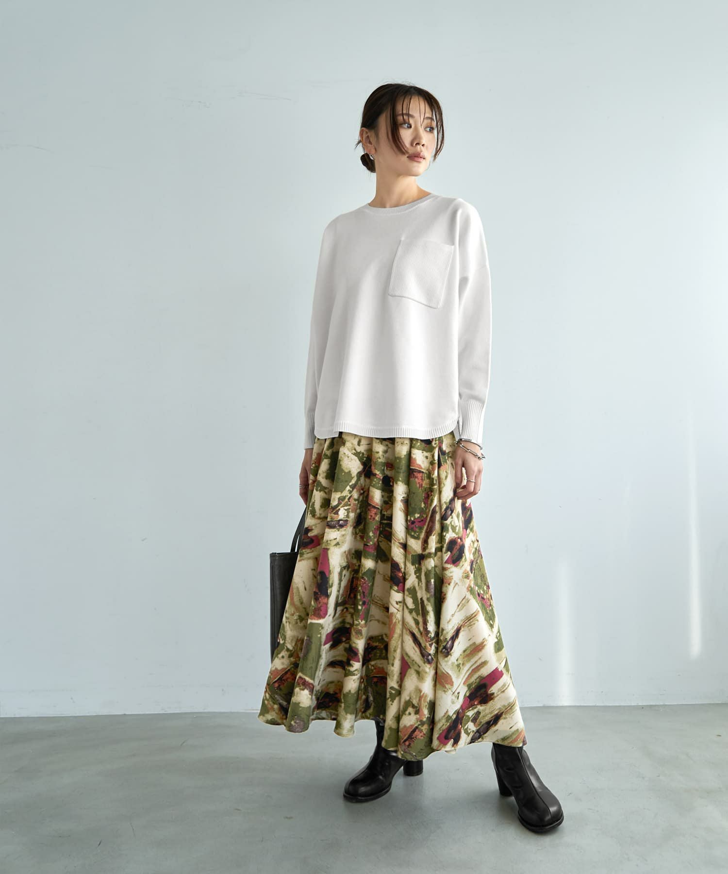 アート柄ロングサーキュラースカート | おしゃれな大人レディース