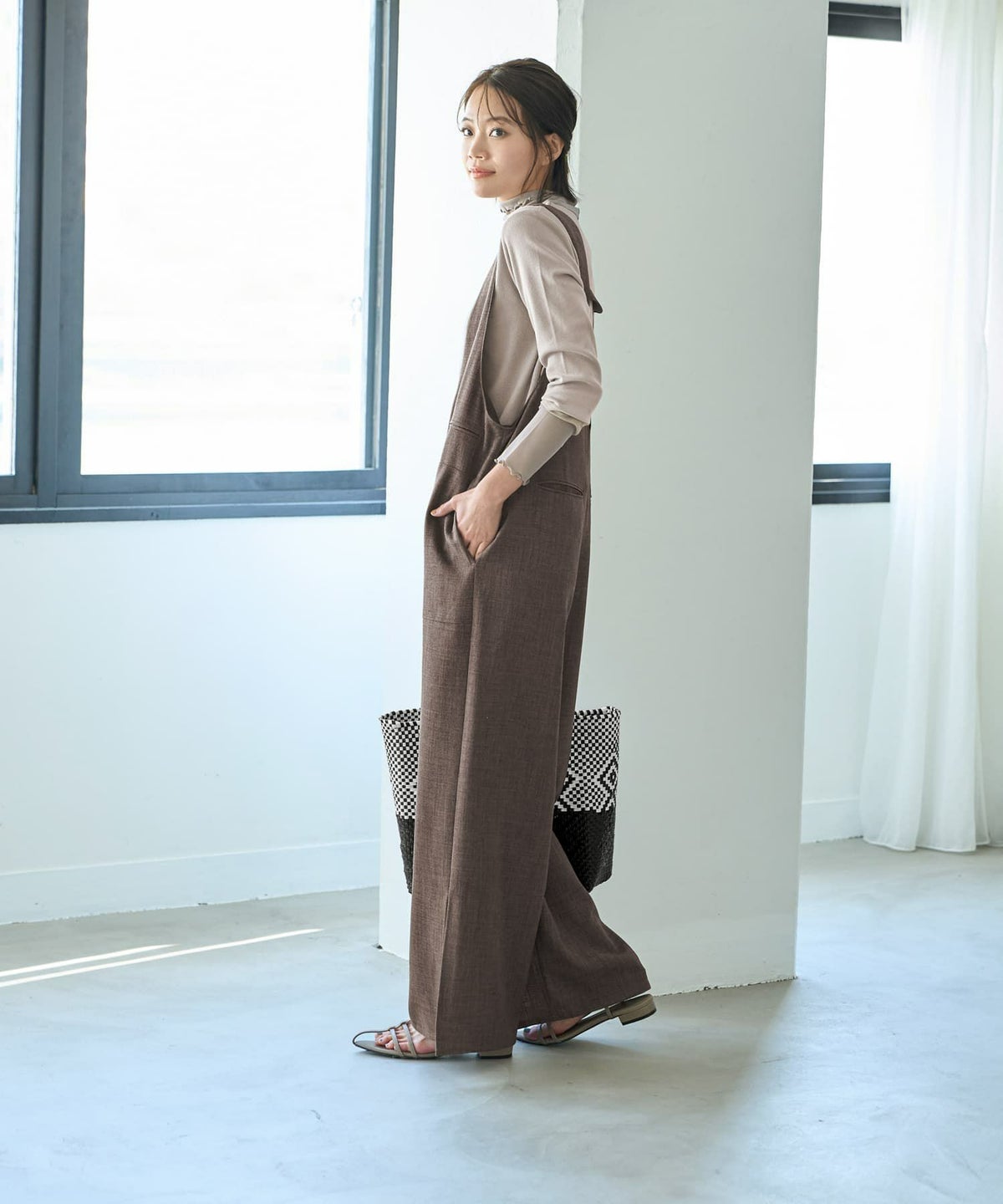 着用イメージ 167cm ダークグレージュ