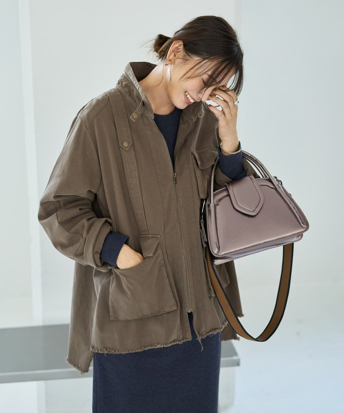 着用イメージ 166㎝　グレイッシュカーキ