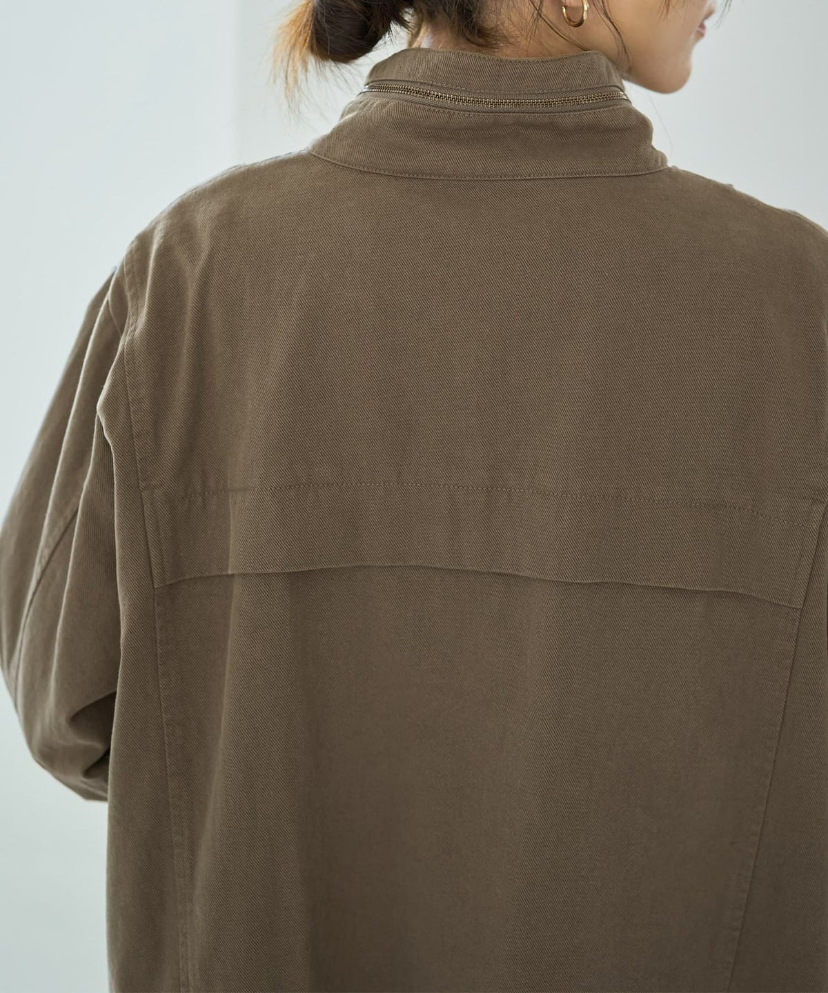 着用イメージ 166㎝　グレイッシュカーキ