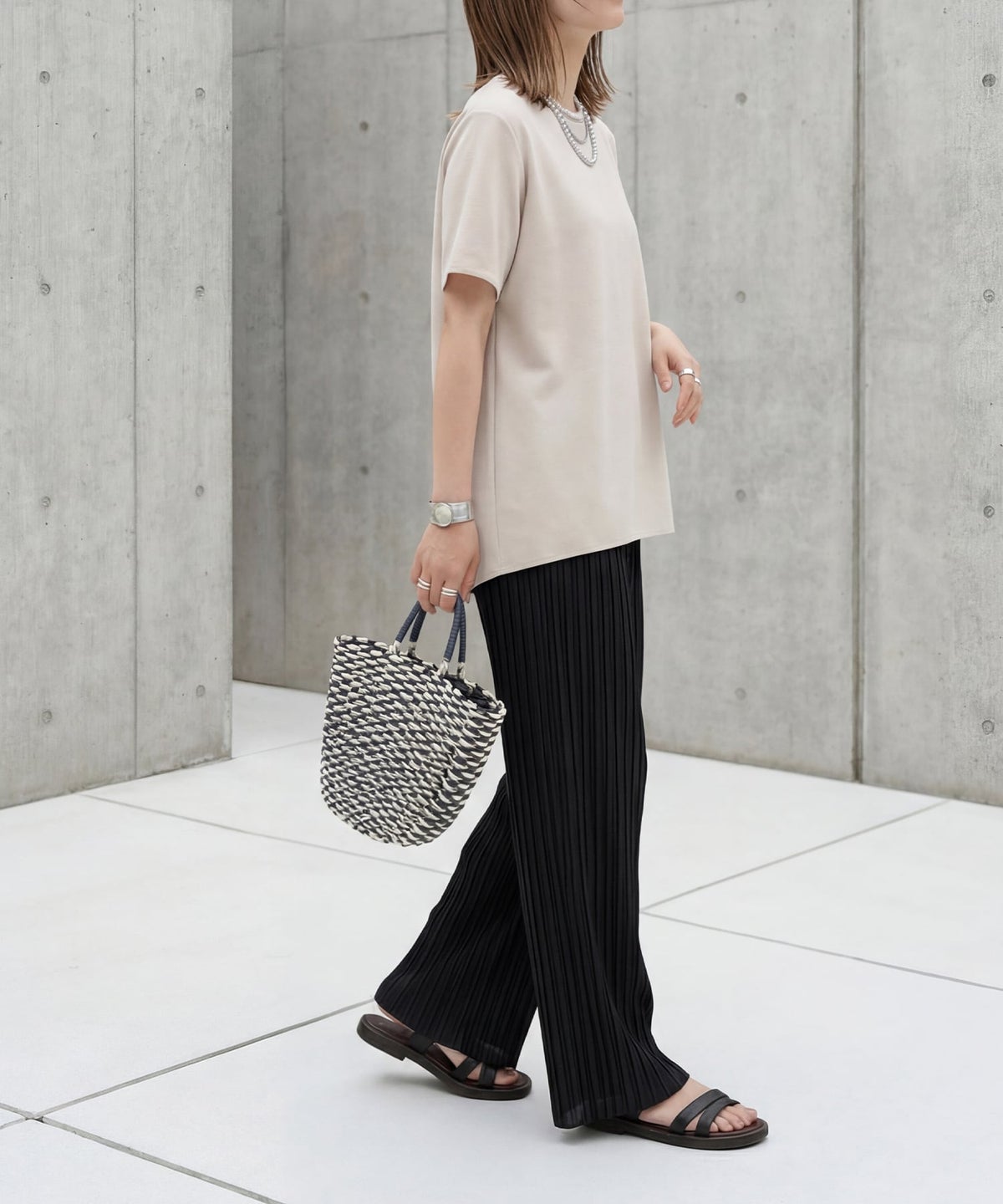 着用イメージ 163㎝ 02サイズ ブラック