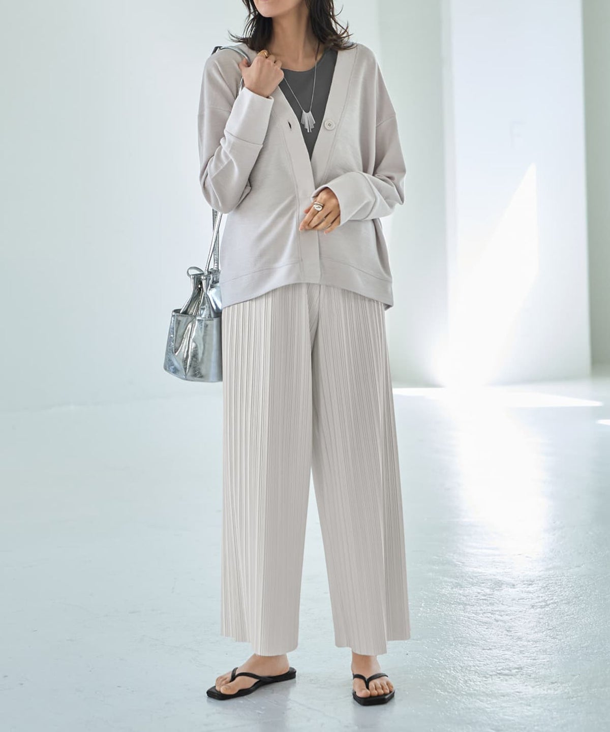 着用イメージ 168㎝　ブライトグレー