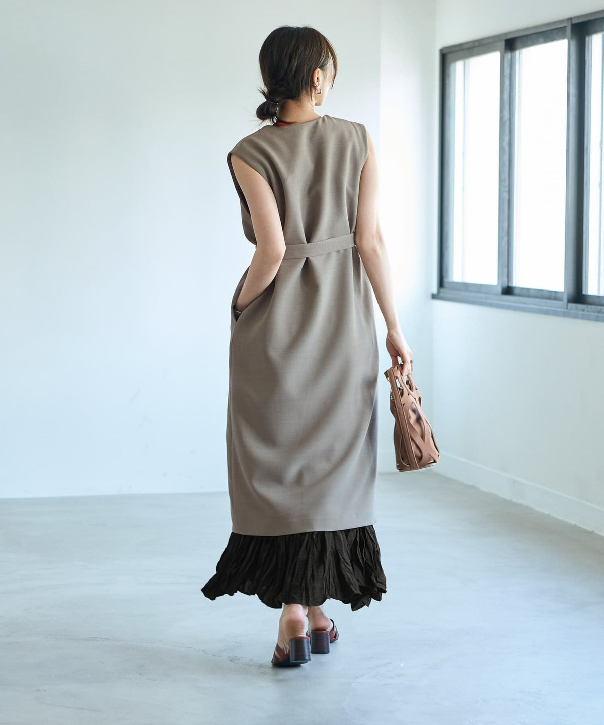 着用イメージ 166cm サンドベージュ