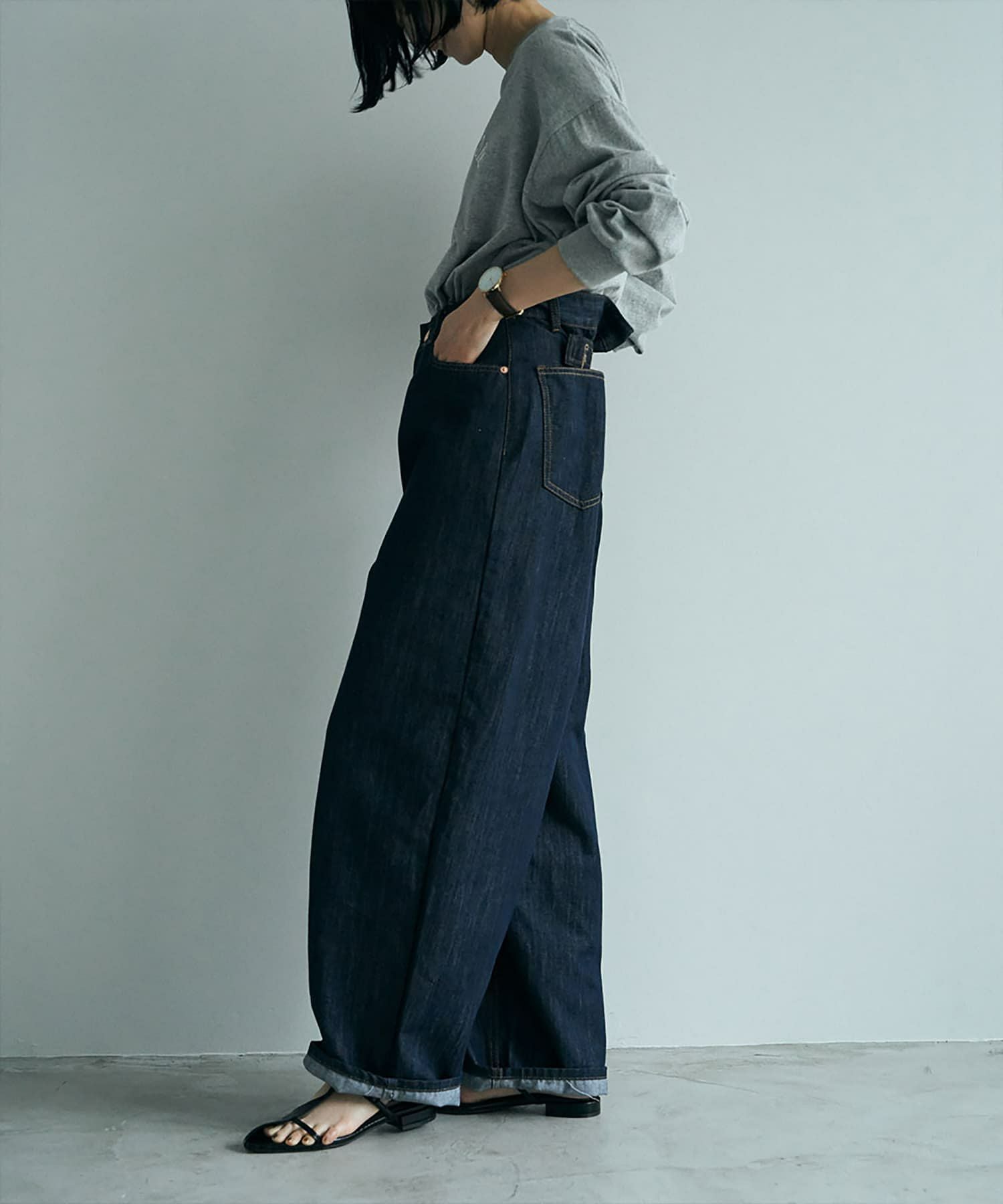未使用級✨️marjour TUCK DENIM タックデニムパンツ　ワイド MARJOUR】TUCK DENIM | おしゃれな大人レディースファッション通販
