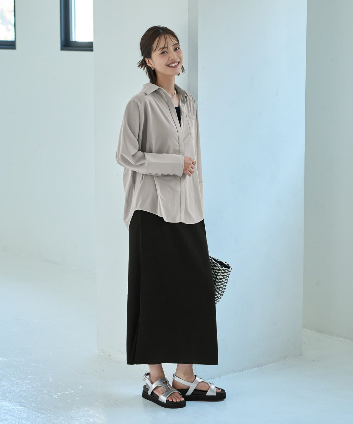 着用イメージ 167cm エアリーグレー