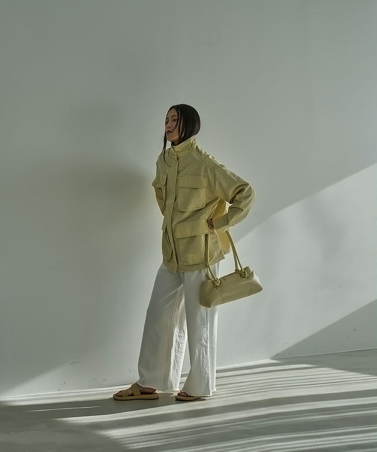 着用イメージ 164cm BUTTER YELLOW	